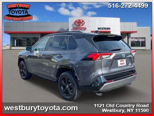 2021 Toyota RAV4 Hybrid SE