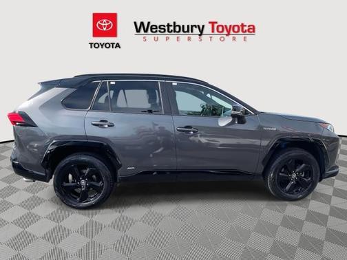2021 Toyota RAV4 Hybrid SE