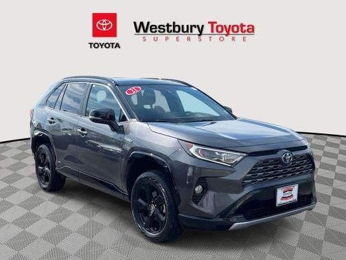 2021 Toyota RAV4 Hybrid SE