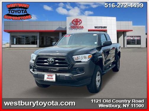 2022 Toyota Tacoma SR