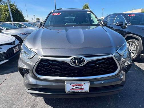 2022 Toyota Highlander XLE