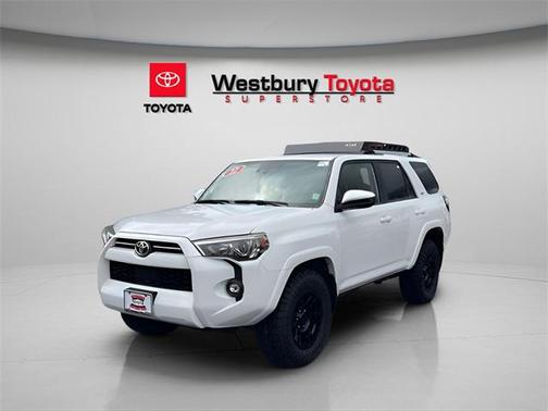 2022 Toyota 4Runner SR5