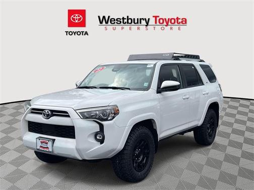 2022 Toyota 4Runner SR5