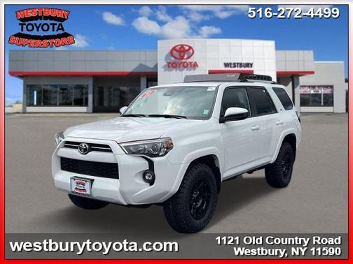 2022 Toyota 4Runner SR5