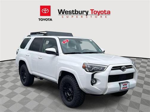 2022 Toyota 4Runner SR5