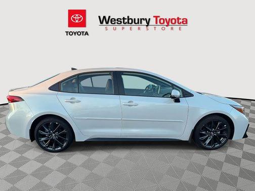 2025 Toyota Corolla XSE