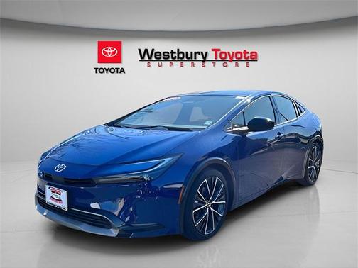 2023 Toyota Prius XLE