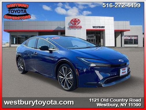 2023 Toyota Prius XLE