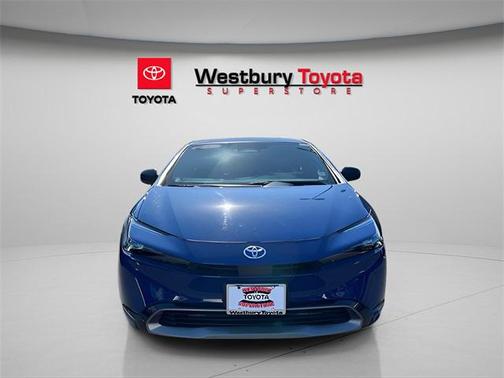 2023 Toyota Prius XLE