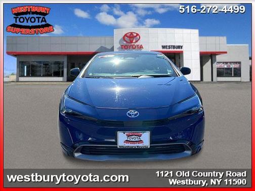 2023 Toyota Prius XLE