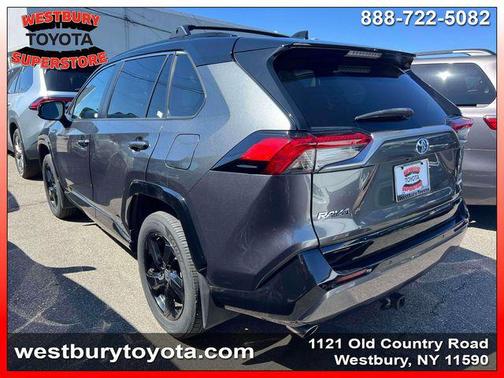 2021 Toyota RAV4 Hybrid SE