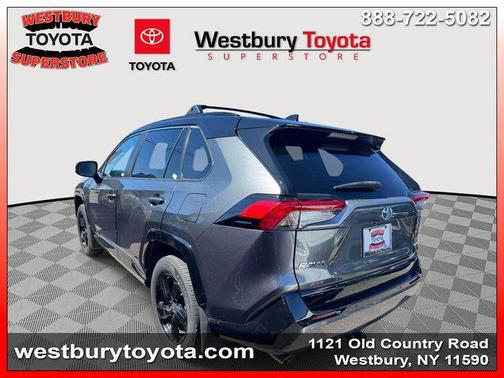 2021 Toyota RAV4 Hybrid SE