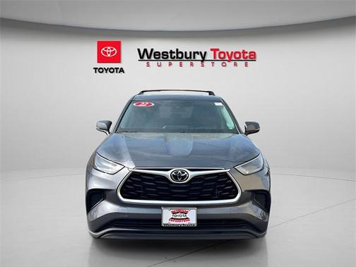2022 Toyota Highlander L