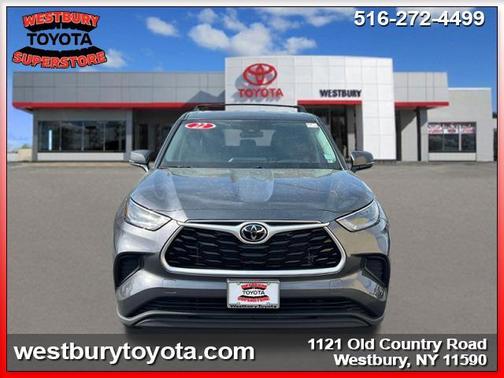 2022 Toyota Highlander L