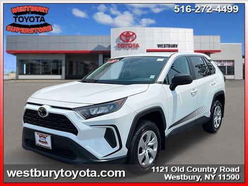 2022 Toyota RAV4 LE
