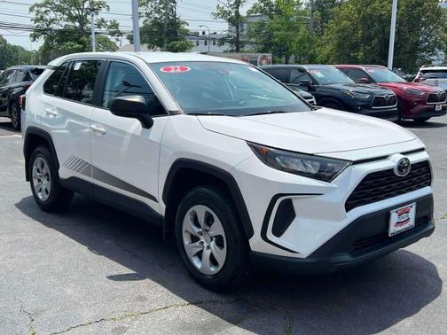 2022 Toyota RAV4 LE