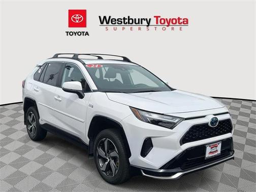 2024 Toyota RAV4 Prime SE