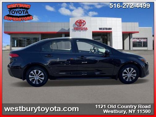 2022 Toyota Corolla Hybrid LE