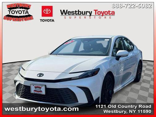 Ice Cap 2026 Toyota Camry SE