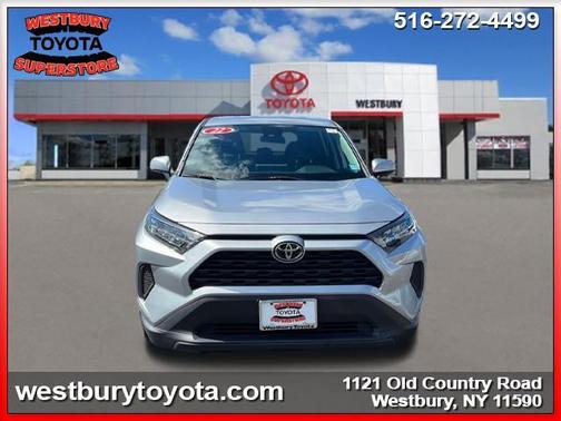 2022 Toyota RAV4 LE
