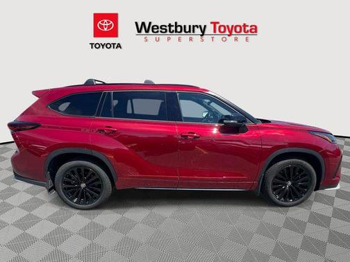 Ruby Flare Pearl 2026 Toyota Highlander XSE