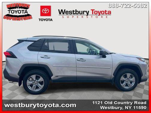 2025 Toyota RAV4 Hybrid LE