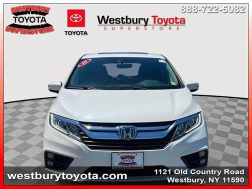 White Diamond Pearl 2019 Honda Odyssey EX-L