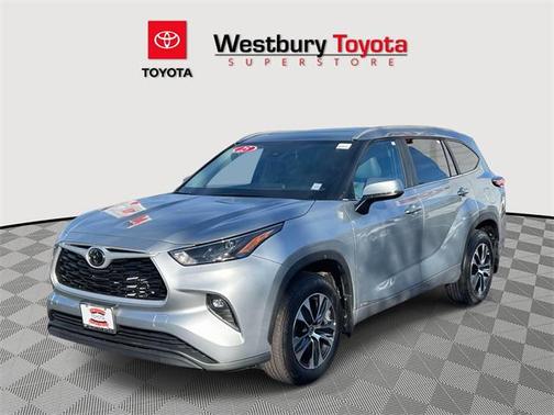 2025 Toyota Highlander Hybrid XLE