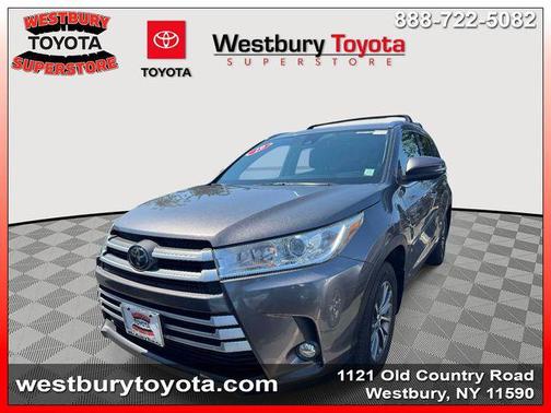 Predawn Gray Mica 2019 Toyota Highlander XLE