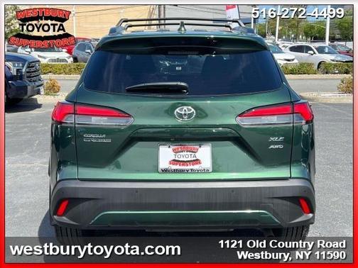 2022 Toyota Corolla Cross XLE