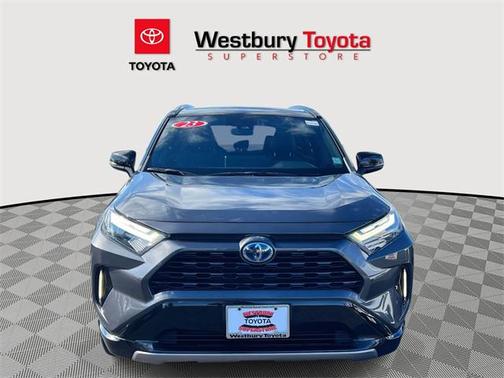 2023 Toyota RAV4 Hybrid SE