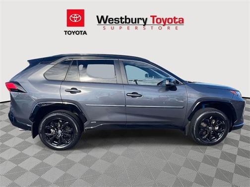 2023 Toyota RAV4 Hybrid SE