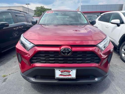 2023 Toyota RAV4 LE