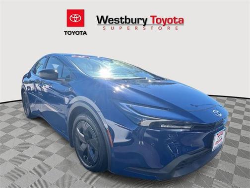 2023 Toyota Prius LE