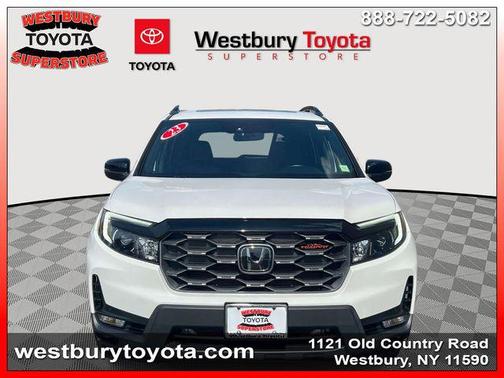 Platinum White Pearl 2023 Honda Passport AWD TrailSport