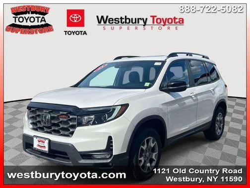 Platinum White Pearl 2023 Honda Passport AWD TrailSport