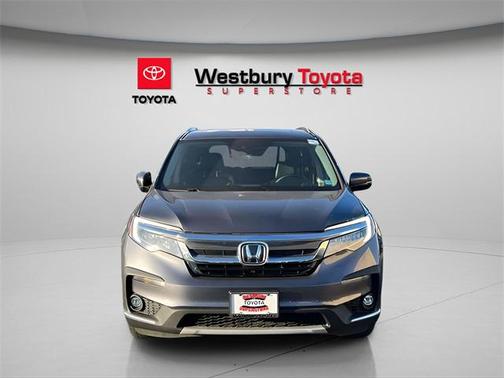 2022 Honda Pilot Touring 8-Passenger