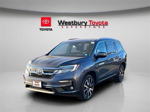 2022 Honda Pilot Touring 8-Passenger