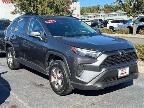 2022 Toyota RAV4 XLE