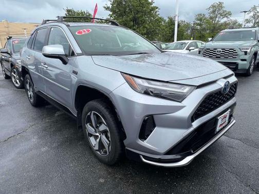 2023 Toyota RAV4 Prime SE