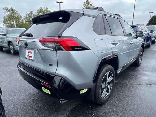2023 Toyota RAV4 Prime SE