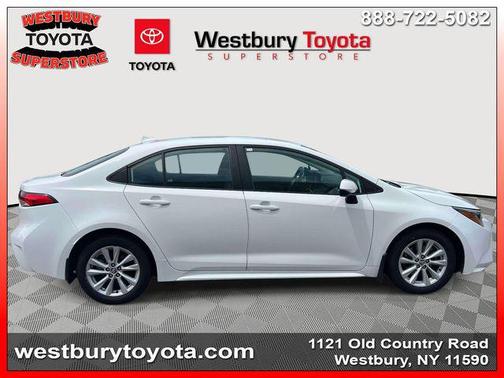 Ice Cap 2024 Toyota Corolla LE