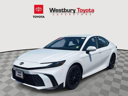 Ice Cap 2025 Toyota Camry SE