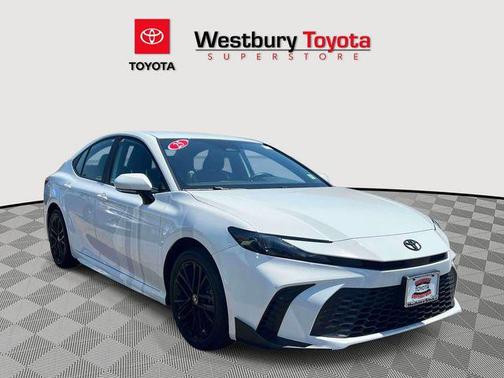 Ice Cap 2025 Toyota Camry SE