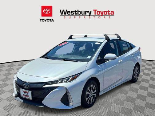 Wind Chill Pearl 2022 Toyota Prius Prime XLE