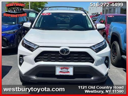 2024 Toyota RAV4 XLE Premium
