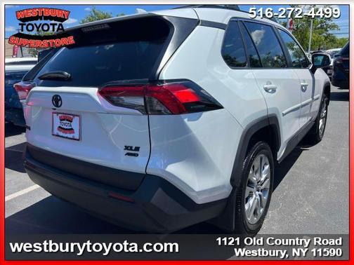 2024 Toyota RAV4 XLE Premium