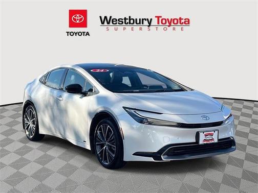 2024 Toyota Prius XLE