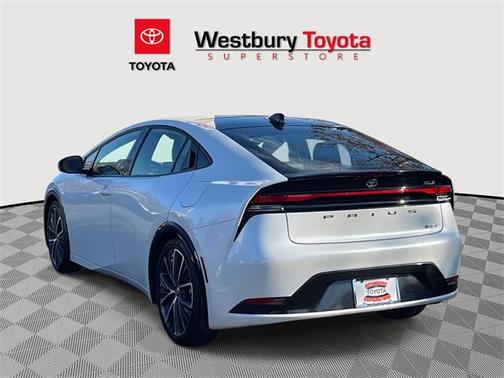 2024 Toyota Prius XLE