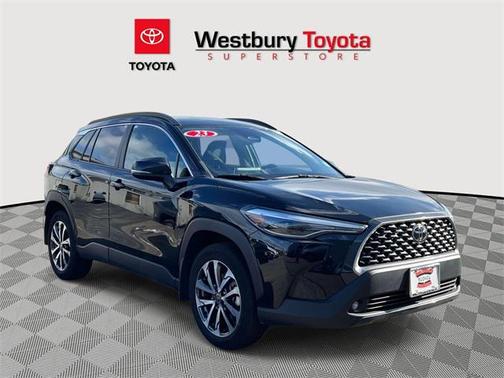 2023 Toyota Corolla Cross XLE